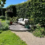 Luxe Tuinhuis Nabij Amsterdam Oostzaan