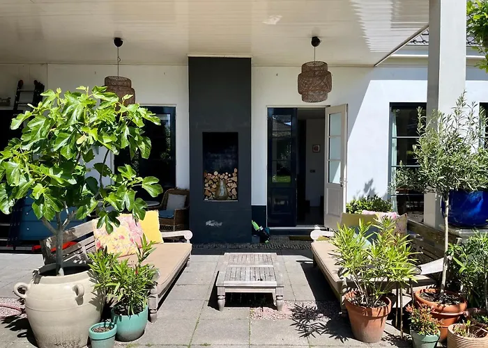 Holiday home Luxe Tuinhuis Nabij Amsterdam