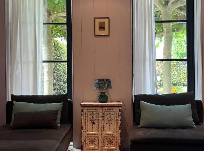 Luxe Tuinhuis Nabij Amsterdam