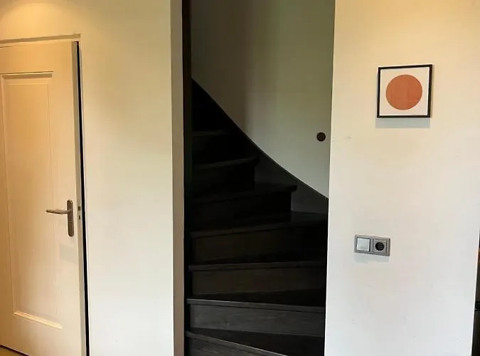 Holiday home Luxe Tuinhuis Nabij Amsterdam Oostzaan